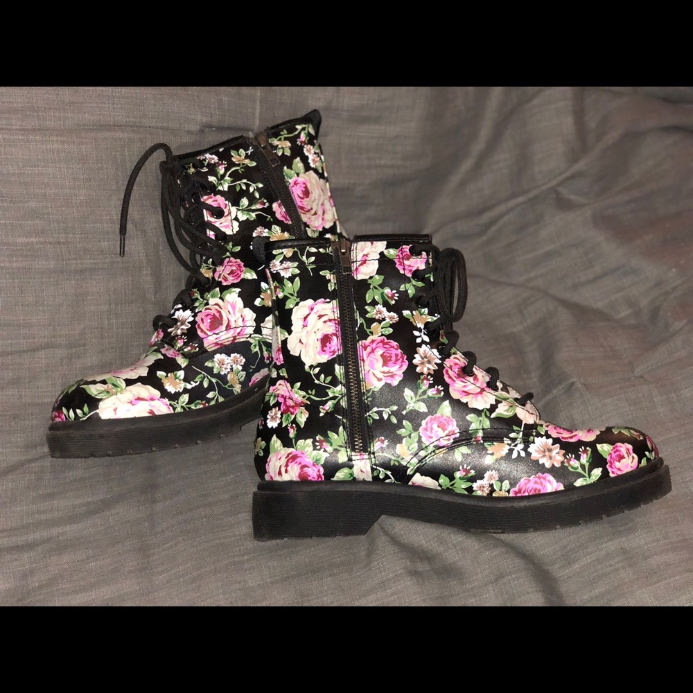 Mossimo floral combat boots. Worn once.